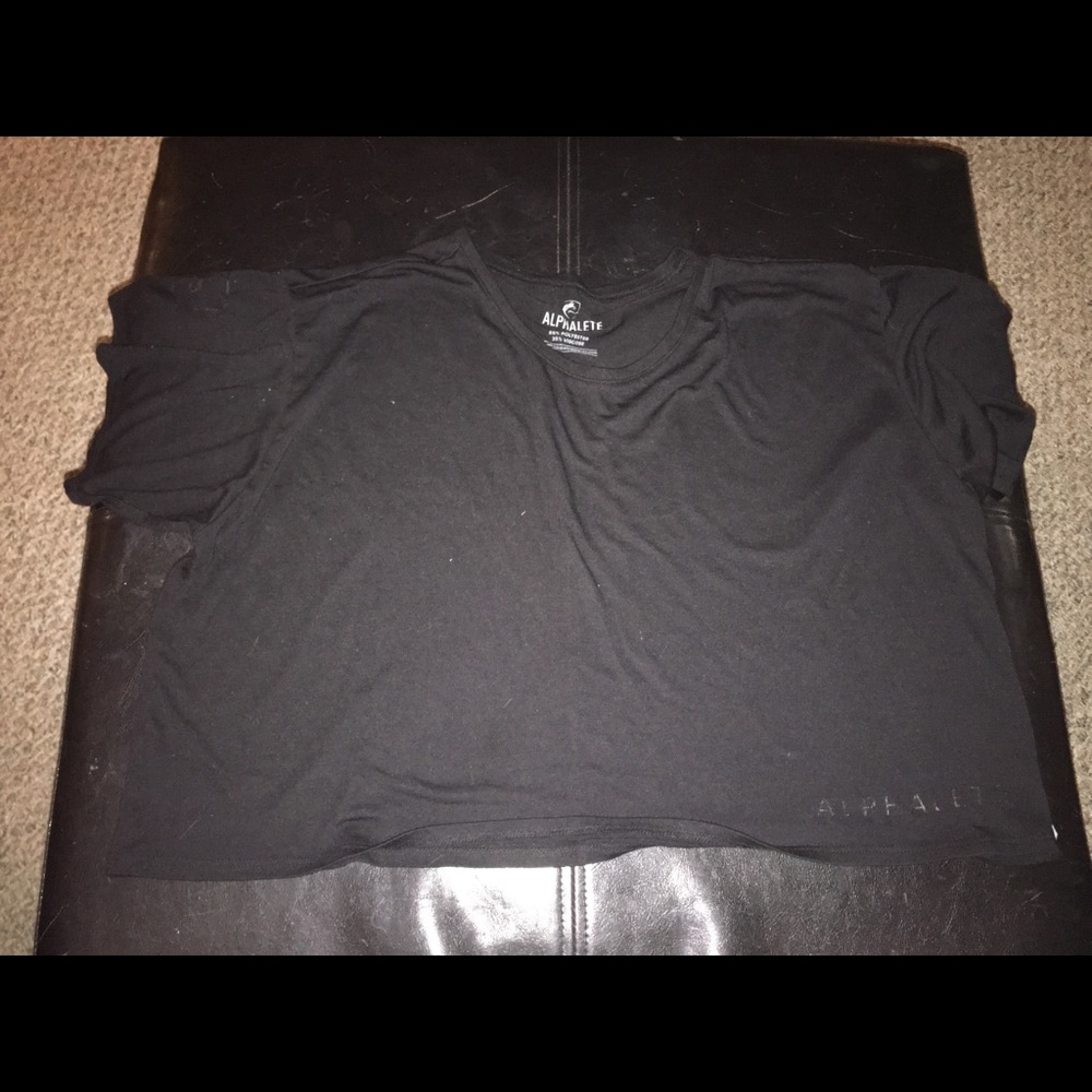 Alphalete Cropped Tee